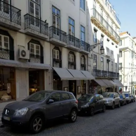Апартаменты Traveling To Chiado