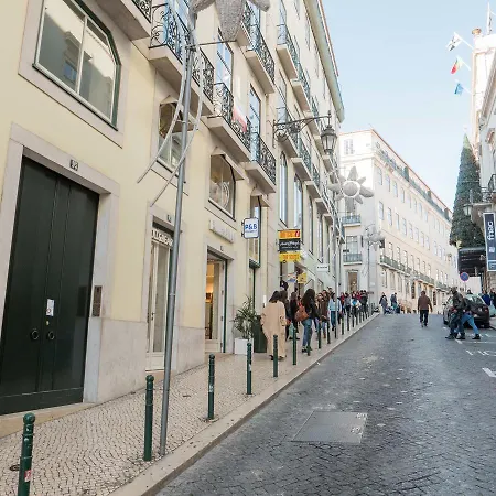 Traveling To Chiado Апартаменты Лиссабон