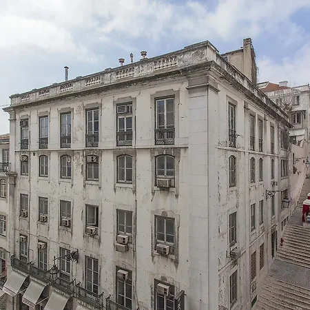 Traveling To Chiado Апартаменты